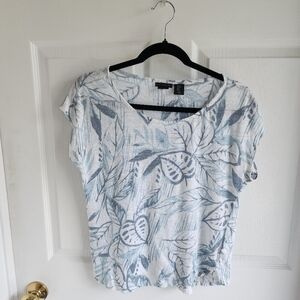 Tahari 100% LINEN Floral Blue and White Women's Top TSHIRT